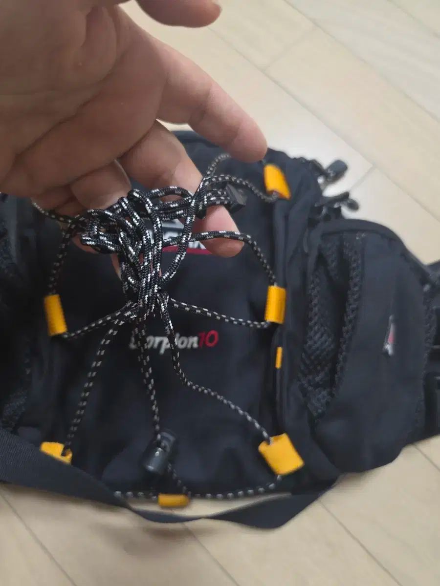 フェンネル25年新品紙タグ付き⭐️フリルビスチェリブニット