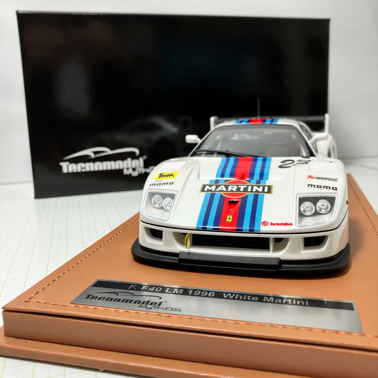 瀬戸店】 1/18 フェラーリ F40 LM マルティニ レーシング