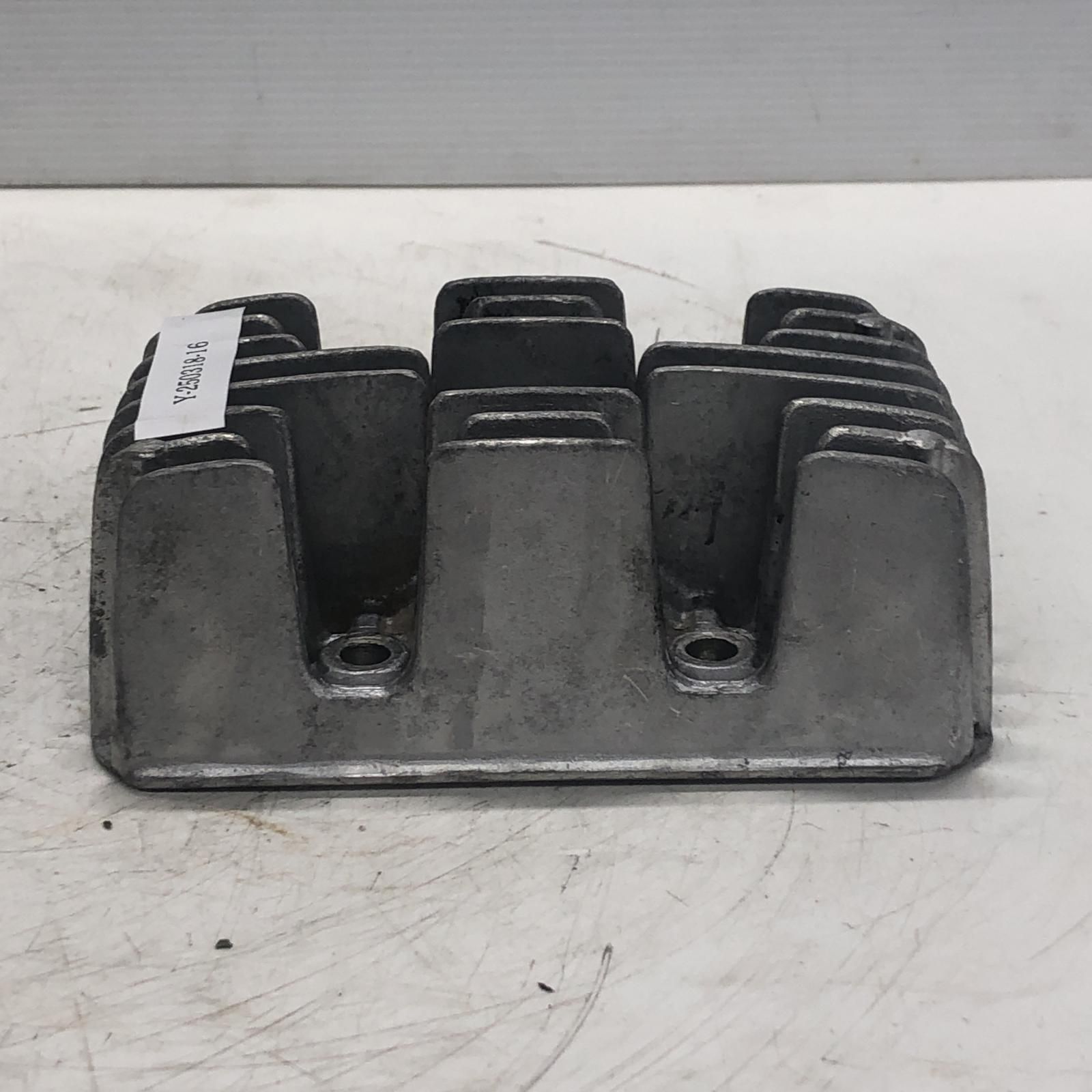 KAWASAKI 350SS シリンダーヘッド（2）　部品取り カワサキ [Y-250318-16] KAWASAKI 350SS シリンダーヘッド（2） 部品取り カワサキ 【公式通販】