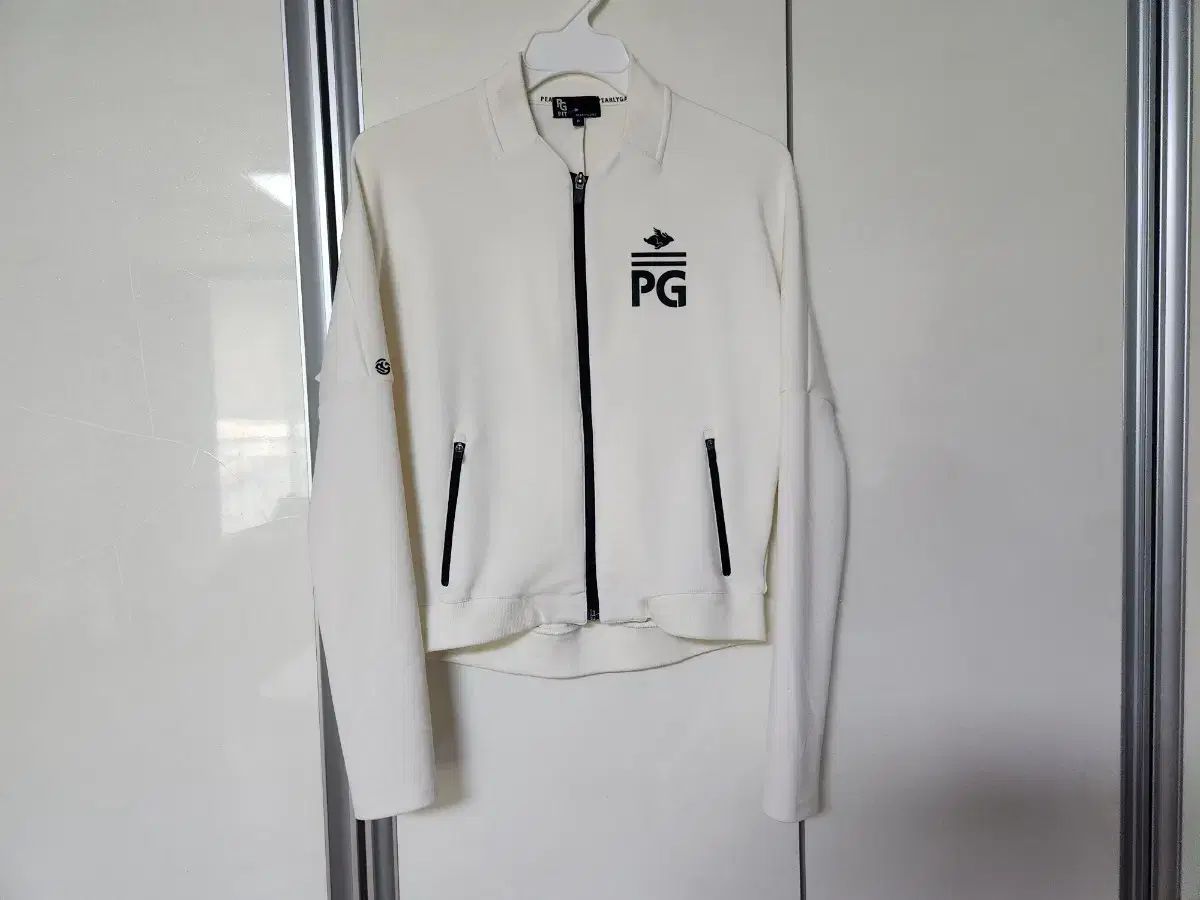 PEARLY GATES パーリーゲイツ　レディース　ジップパーカー 楽天市場】ジップパーカー レディース（ブランドパーリーゲイツ