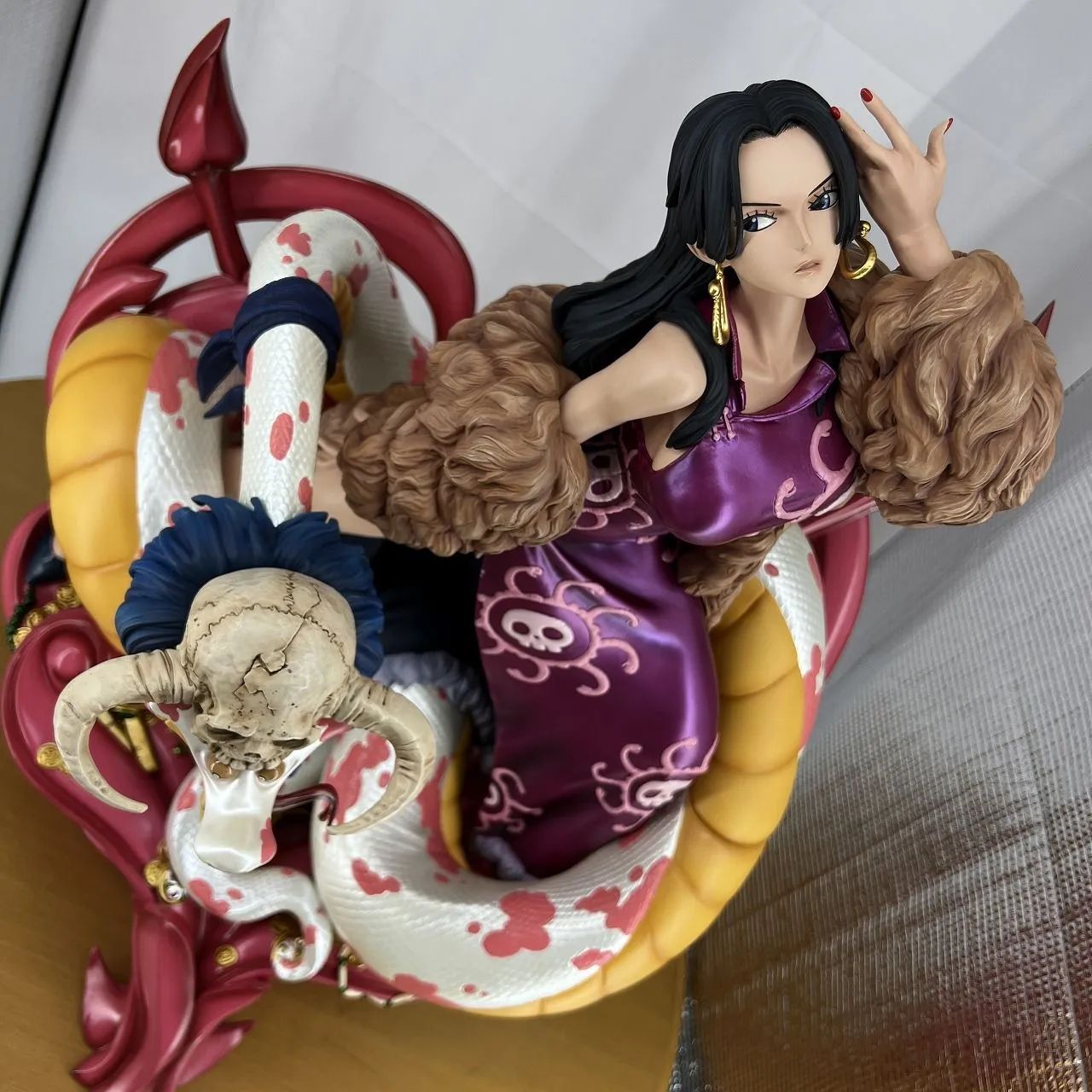 ボア・ハンコック ログコレクション スタチュー フィギュア 物流