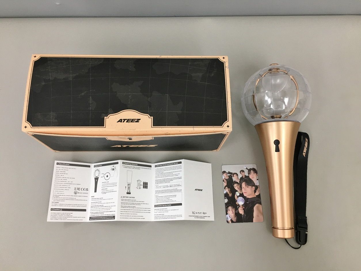 ２個セット　ペンライト　ver.2 ATEEZ アチズ　新品未開封　ペンラ 2個セット ペンライト ver.2 ATEEZ アチズ 新品未開封 ペンラ