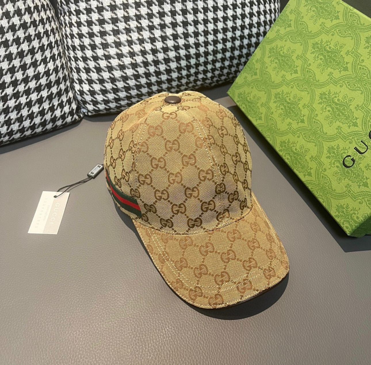 GUCCI GGキャンバス シェリーライン キャップ 帽子 男女兼