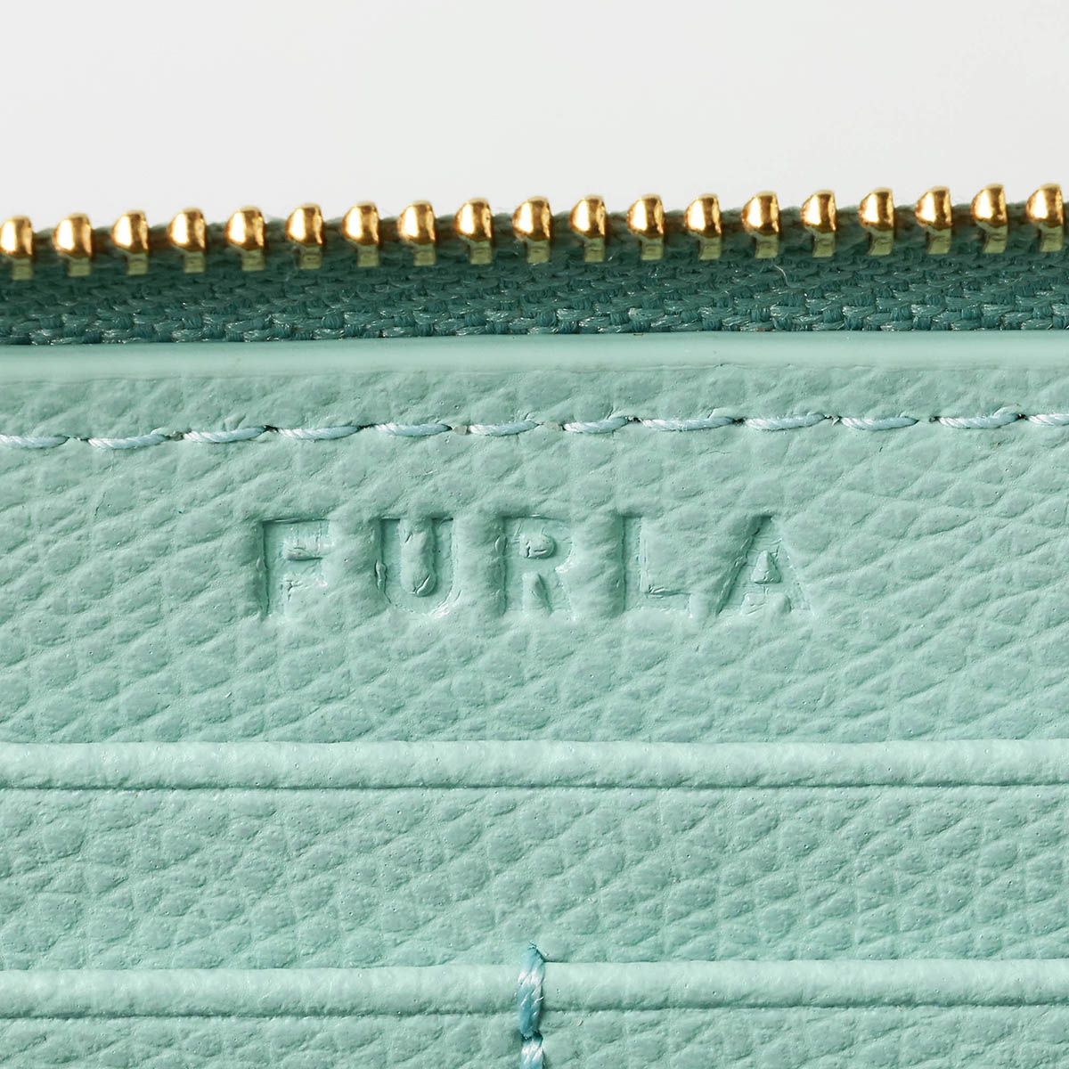 新品 フルラ FURLA 長財布 カメリア XL ZIP AROUND WALLET アクア