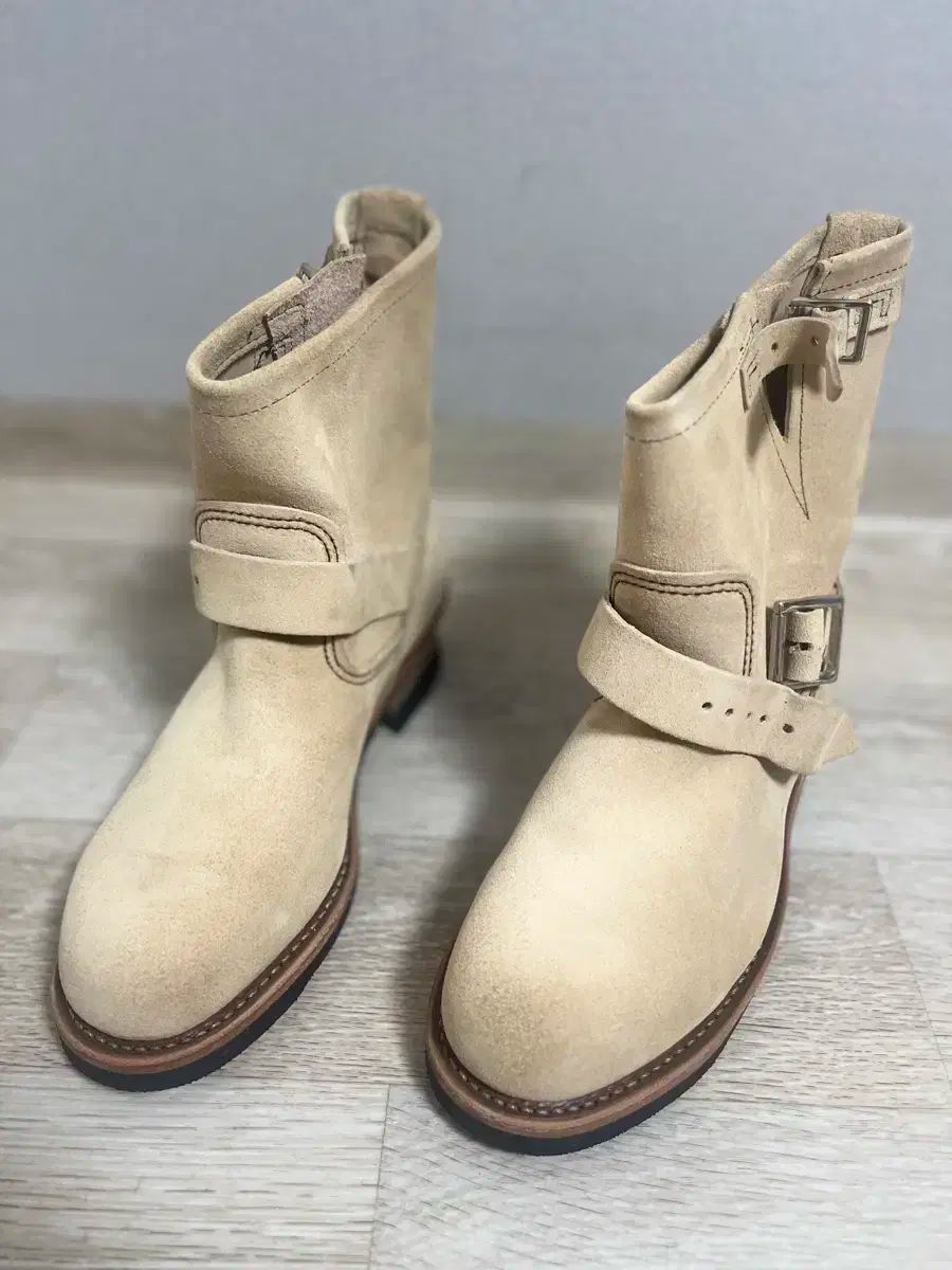 RED WINGスエード エンジニアブーツ PT99 8D RED WINGスエード