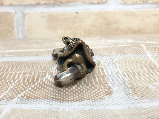 カスタム品 マイクロバッカニアギアフープペンダント