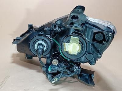 コーティング済 プリウスα ZVW41W 右ヘッドランプ・ヘッドライト S L 