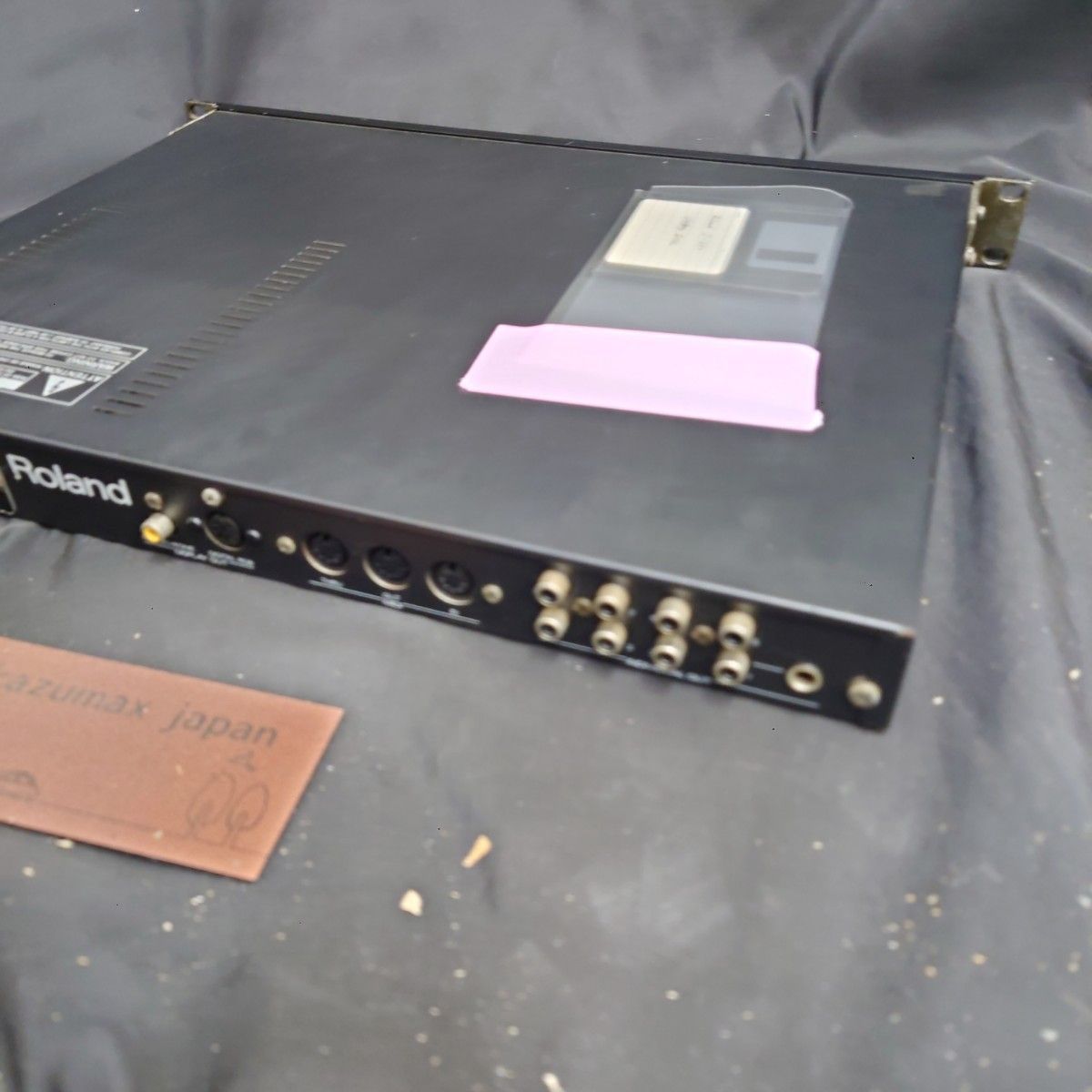 【美品】Roland S-330 ローランド デジタルサンプラー Roland S-330 | Vintage Synth Explorer