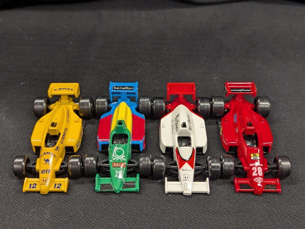 トミー トミカギフトセット日本製 F-1チャンピオンセット(4台