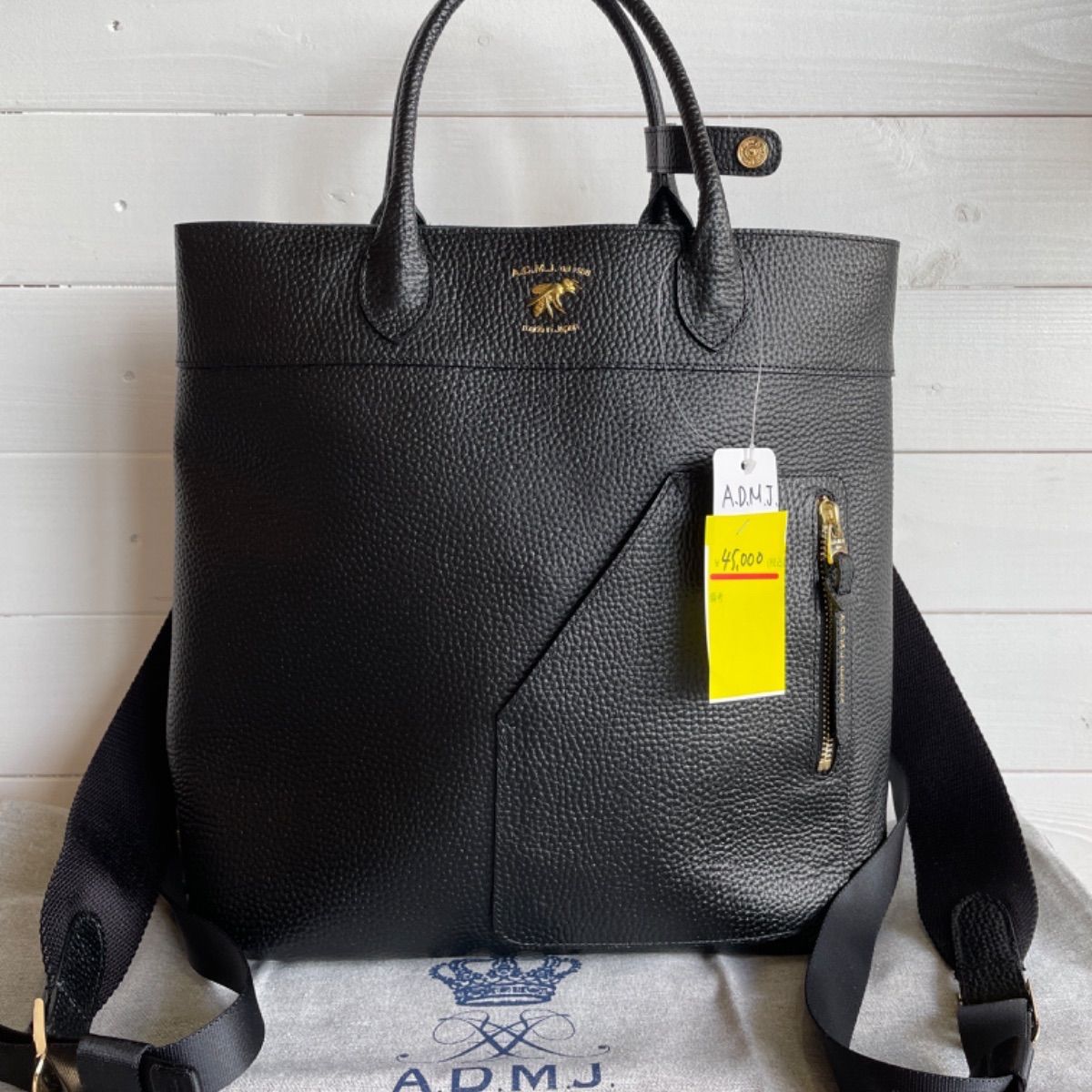 新品タグ付】ADMJ THE BEE オールレザーバックパック ブラック 型押