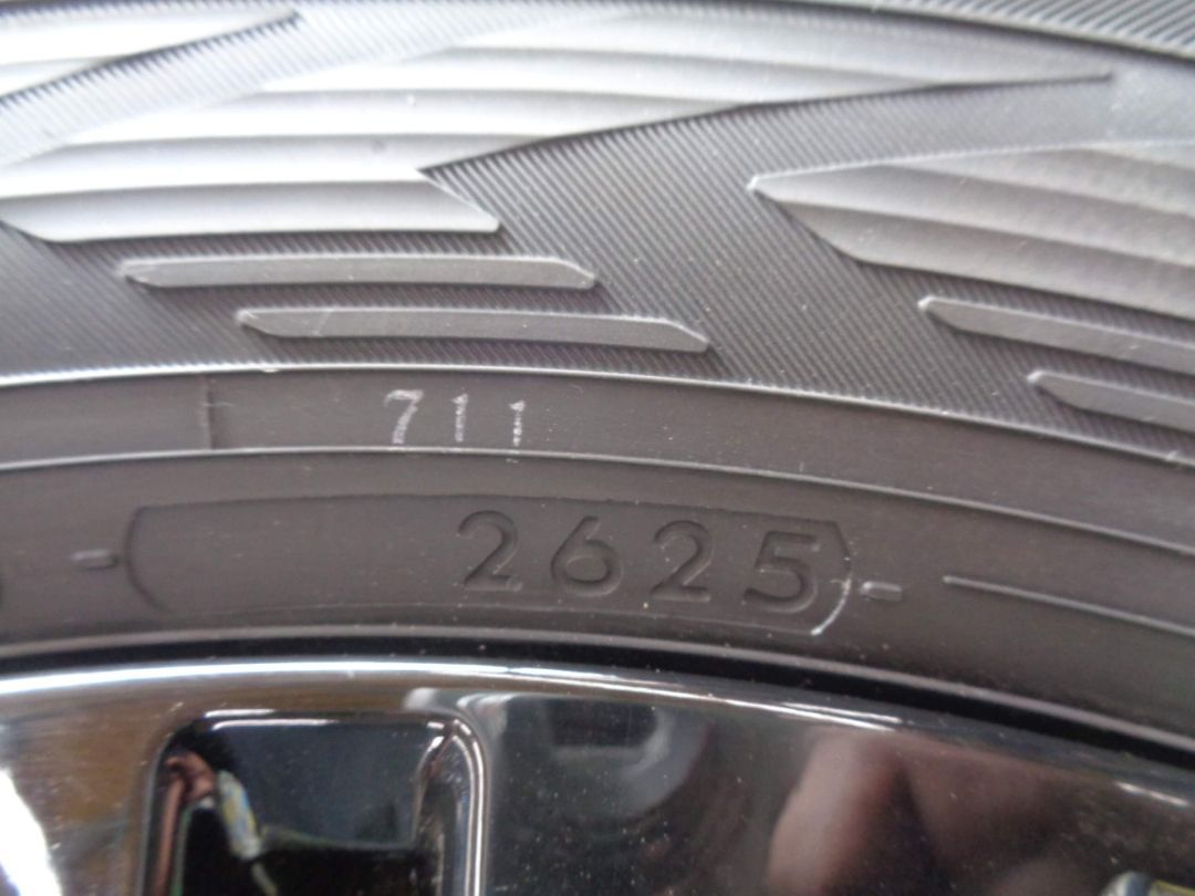 18インチ ヨコハマ