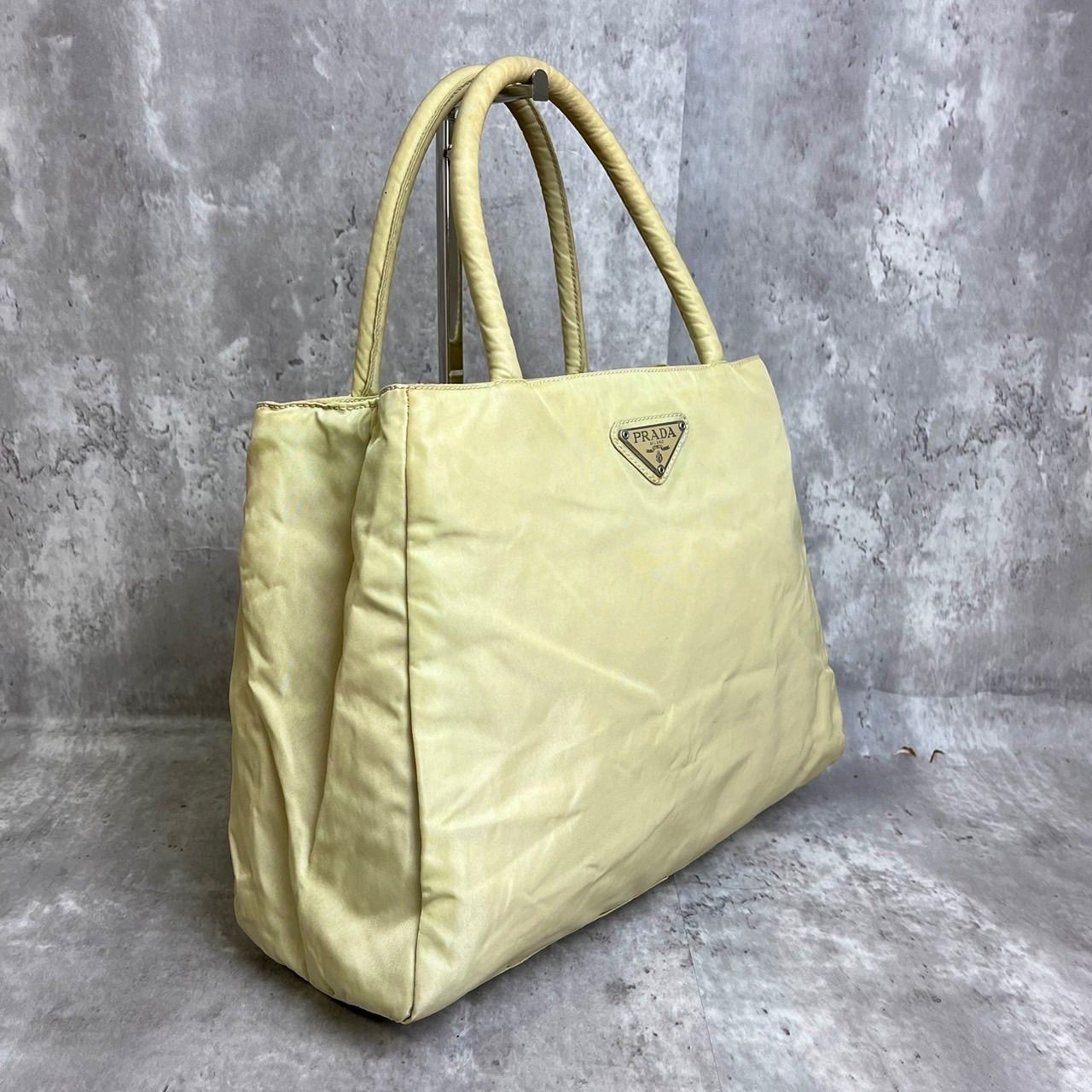 ✨良品✨ PRADA プラダ ハンドバッグ トートバッグ 三角ロゴ ✨良品✨ PRADA プラダ ハンドバッグ トートバッグ 三角ロゴ