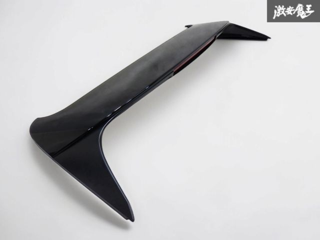 即発送 HONDA ホンダ純正 RV3 RV4 RV5 RV6 ヴェゼルリアスポイラー テールゲートスポイラー ストップランプ付 黒 74900-3M0