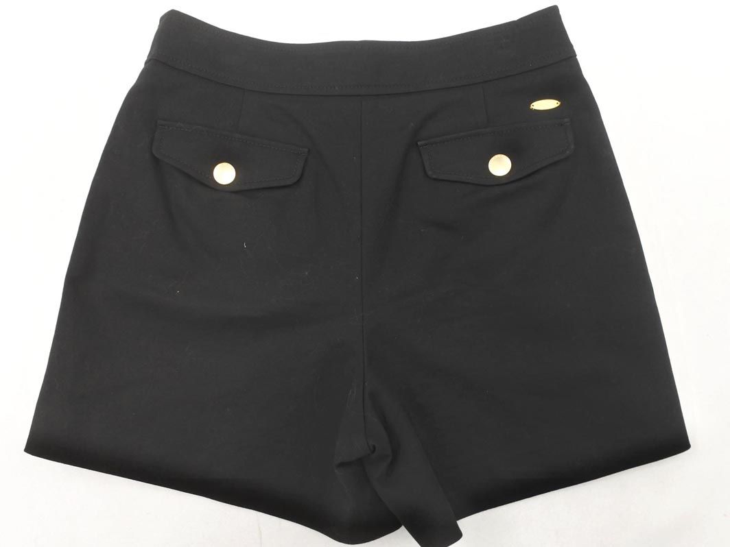 BURBERRY BLUE LABEL ショートパンツ 38サイズ タグ付き新品 BURBERRY バーバリー BLUE LABEL ブルーレーベル 金ボタン