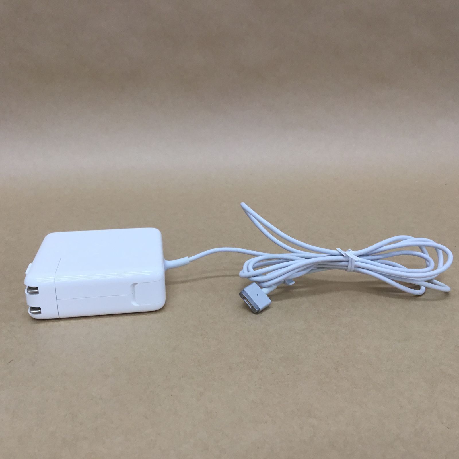 ■Apple MagSafe2 85W A1424■ACアダプター■送料無料■