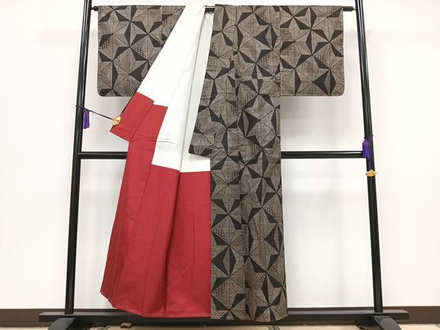 平和屋着物□本場大島紬 7マルキ 麻の葉文様 正絹 逸品 未使用