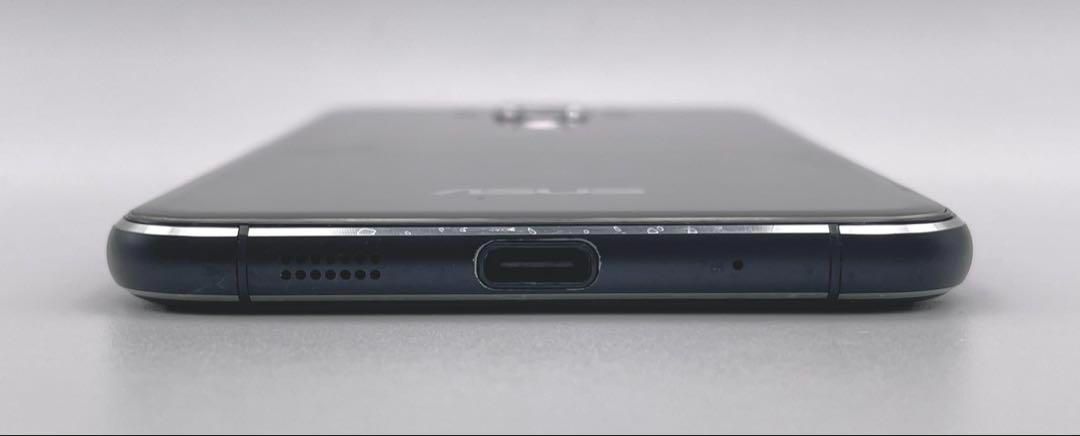 ほぼ新品‼️ZenFone3 SIMフリー32GB+バッテリー新品+ガラス ほぼ新品‼️ZenFone3 SIMフリー32GB+バッテリー新品+ガラス