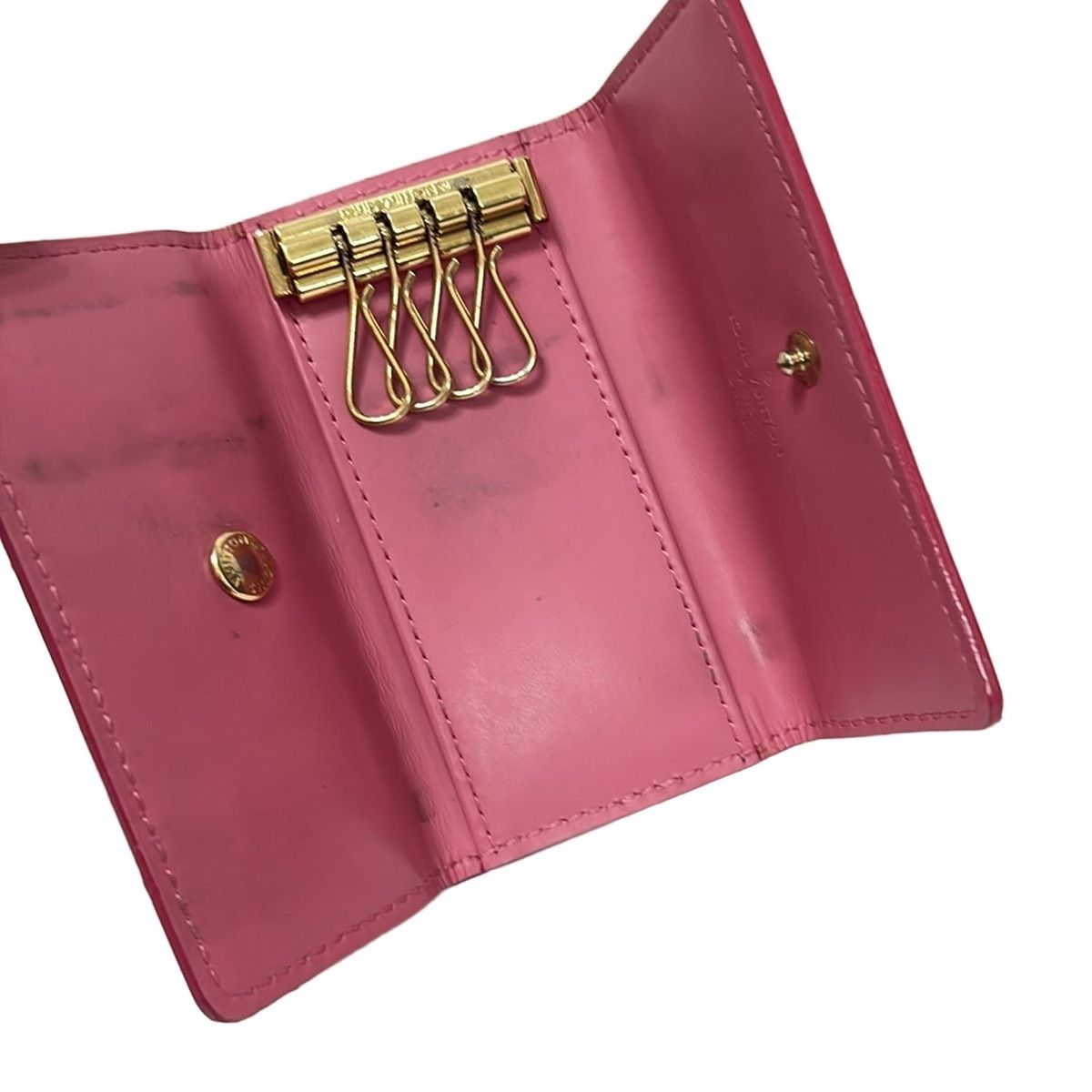 【激安アウトレット!】 LOUIS モノグラムヴェルニ キーケース VUITTON(ルイヴィトン) 小物
