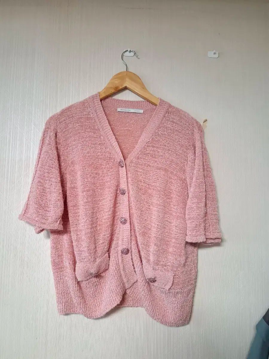 ビッグボタン装飾 カーディガン