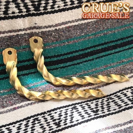 現品限り LOWRIDER スクエアツイスト マフラー ゴールド ♥