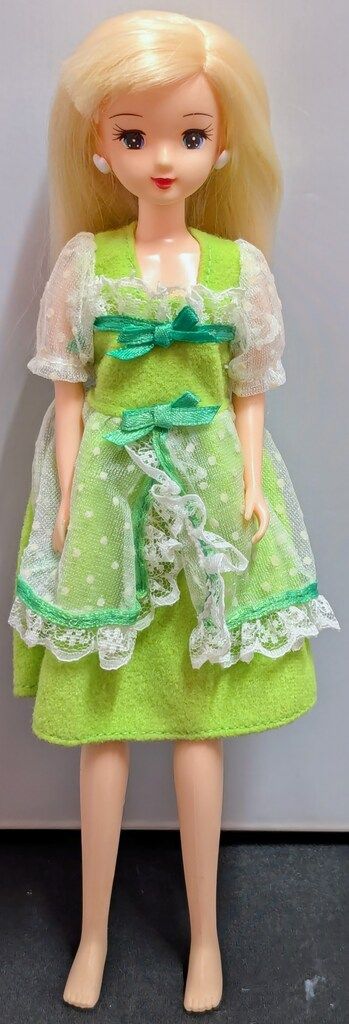 タカラ リカちゃんフレンド 3代目いづみちゃん後期(白鳥いづみ) - メルカリ