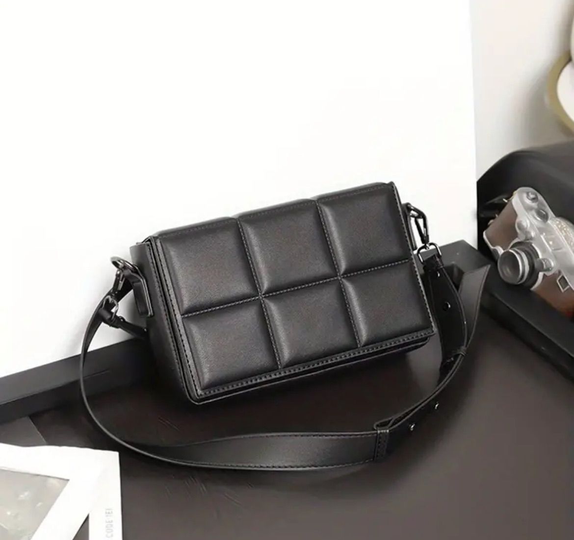 ショルダーバッグ レザー PU メンズ カバン 軽量 a4  おしゃれ ハンドバッグ 軽い おしゃれ 通勤 ショルダー 斜めがけ 肩掛け 小さい 小さめ スマホ 財布  軽い トラベル 軽量 小 個性的 スポー