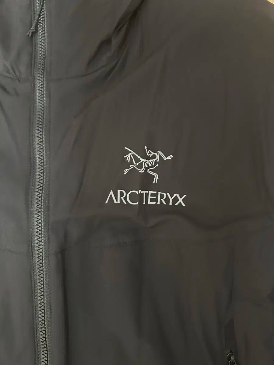 ARC TERYX アークテリクス Atom アトム Sl ブラック s