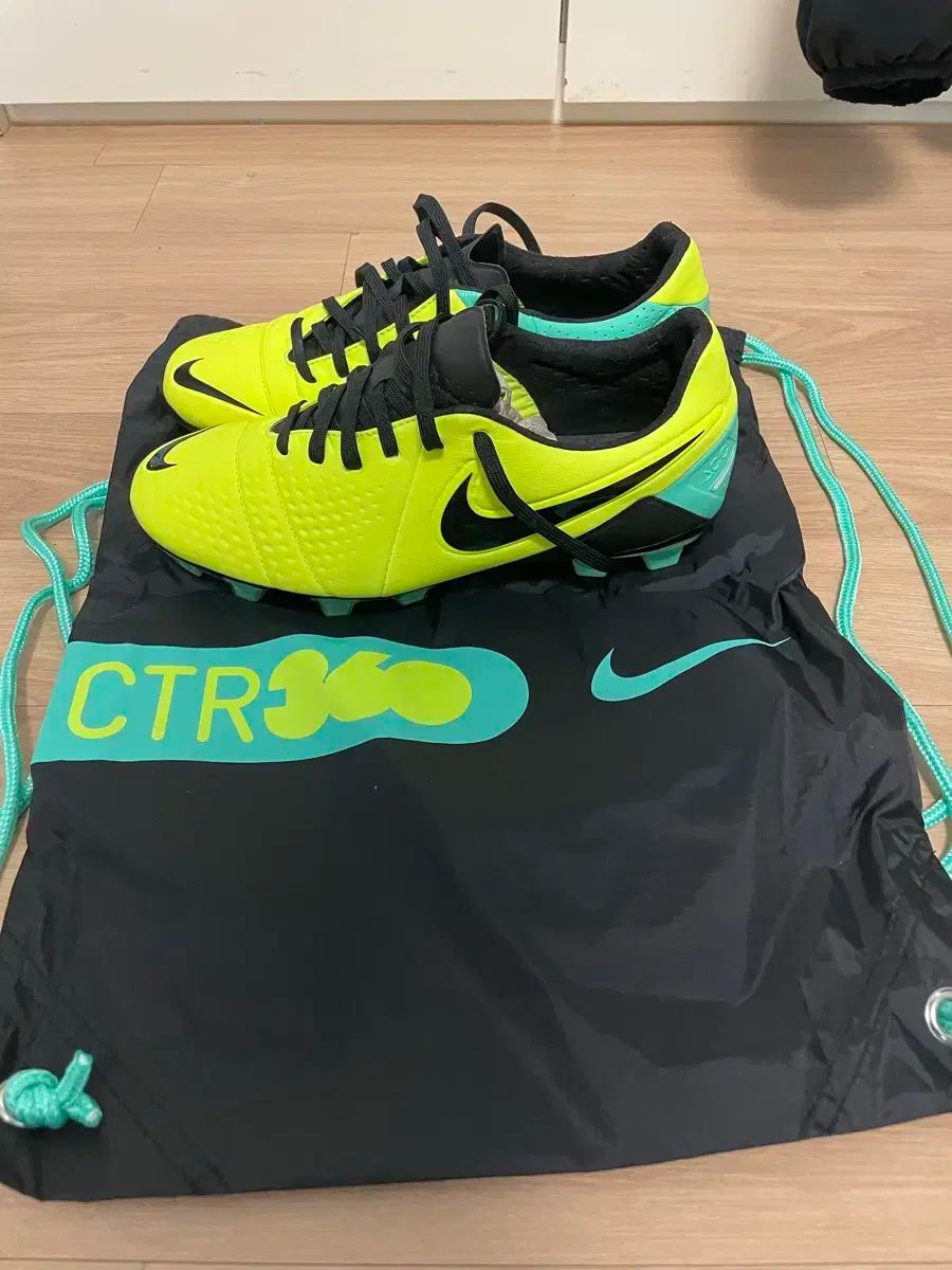 NIKE ナイキ ctr360 マエストリ hg 255