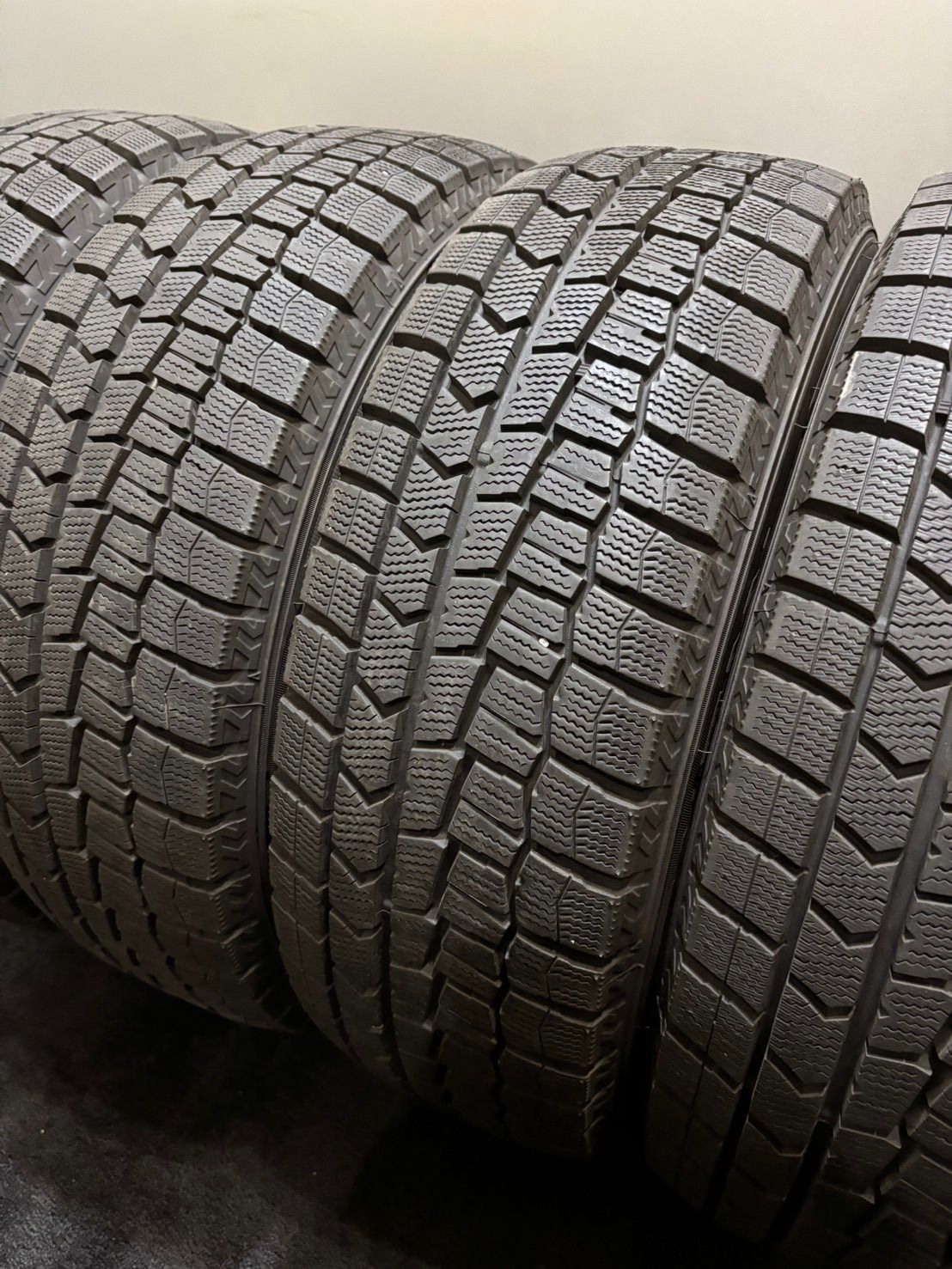 195/65R15 DUNLOP/WINTER MAXX WM02 23年製 スタッドレス 4本 ダンロップ ウィンターマックス ノア ヴォクシー プリウス (南4-I139)