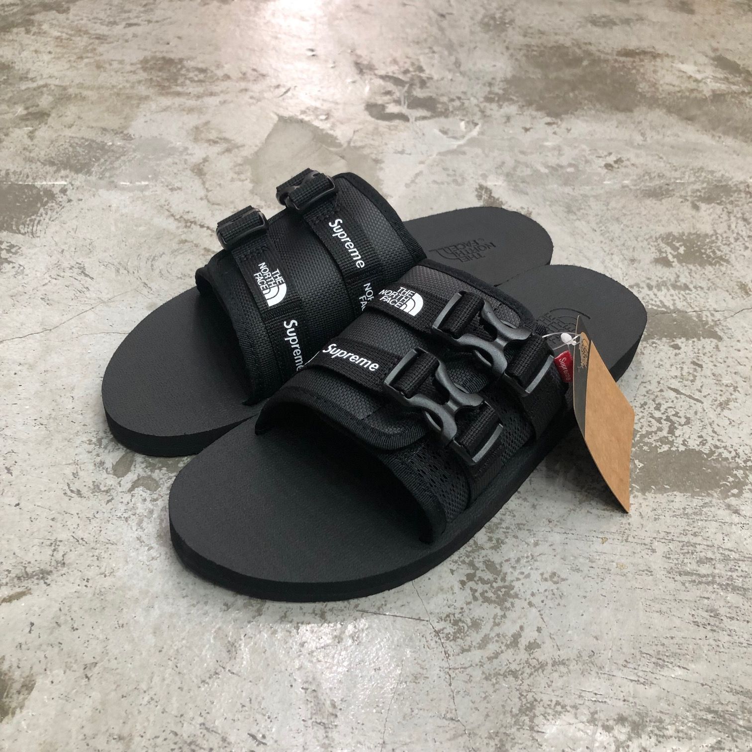 supreme the north face シュプリーム　ノース　サンダル 23.0cm～29.0cm】Supreme シュプリーム 22SS The North Face