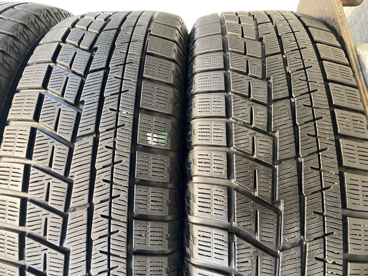 ヨコハマ　アイスガード ig60 215/60r16 22年製　美品　バリ山 ヨコハマ アイスガード ig60 215/60r16 22年製 美品 バリ山