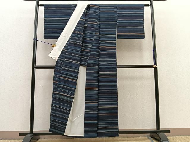 平和屋着物▽上質な紬　単衣　横段文　正絹　逸品　BAAS3509ui 平和屋着物▽上質な紬 単衣 横段文 正絹 逸品 BAAS3509ui - メルカリ