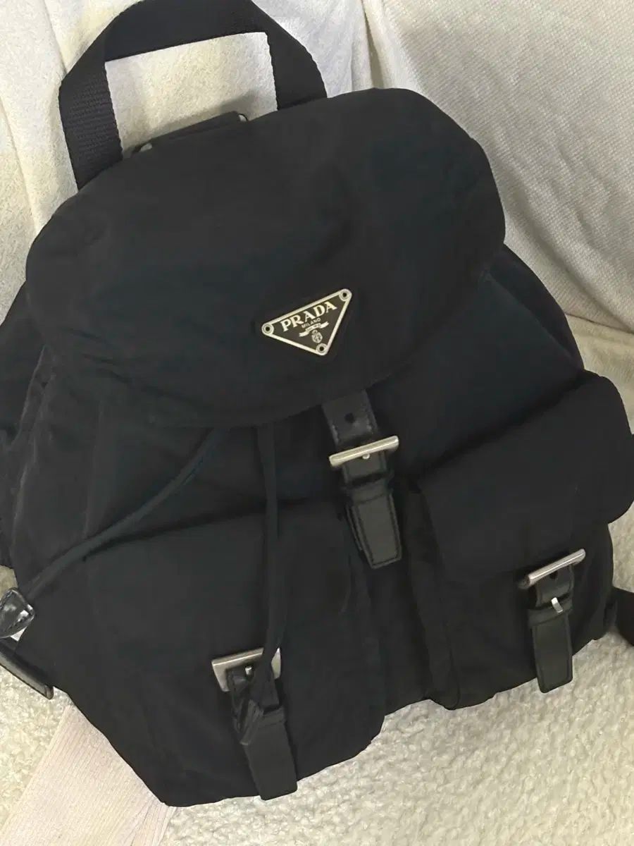 PRADA】スモールバックパック プラダリュック プラダ リナイロン」24年