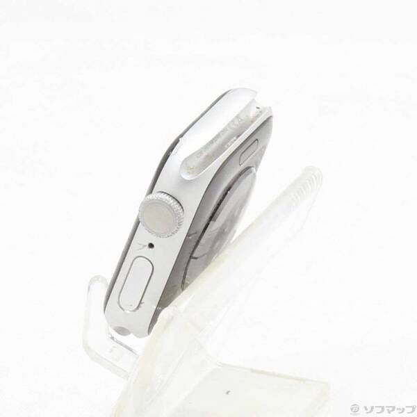 中古品〕 Apple Watch Series 6 GPS 40mm シルバーアルミニウム 中古品〕 Apple Watch Series 6 GPS 40mm シルバーアルミニウム