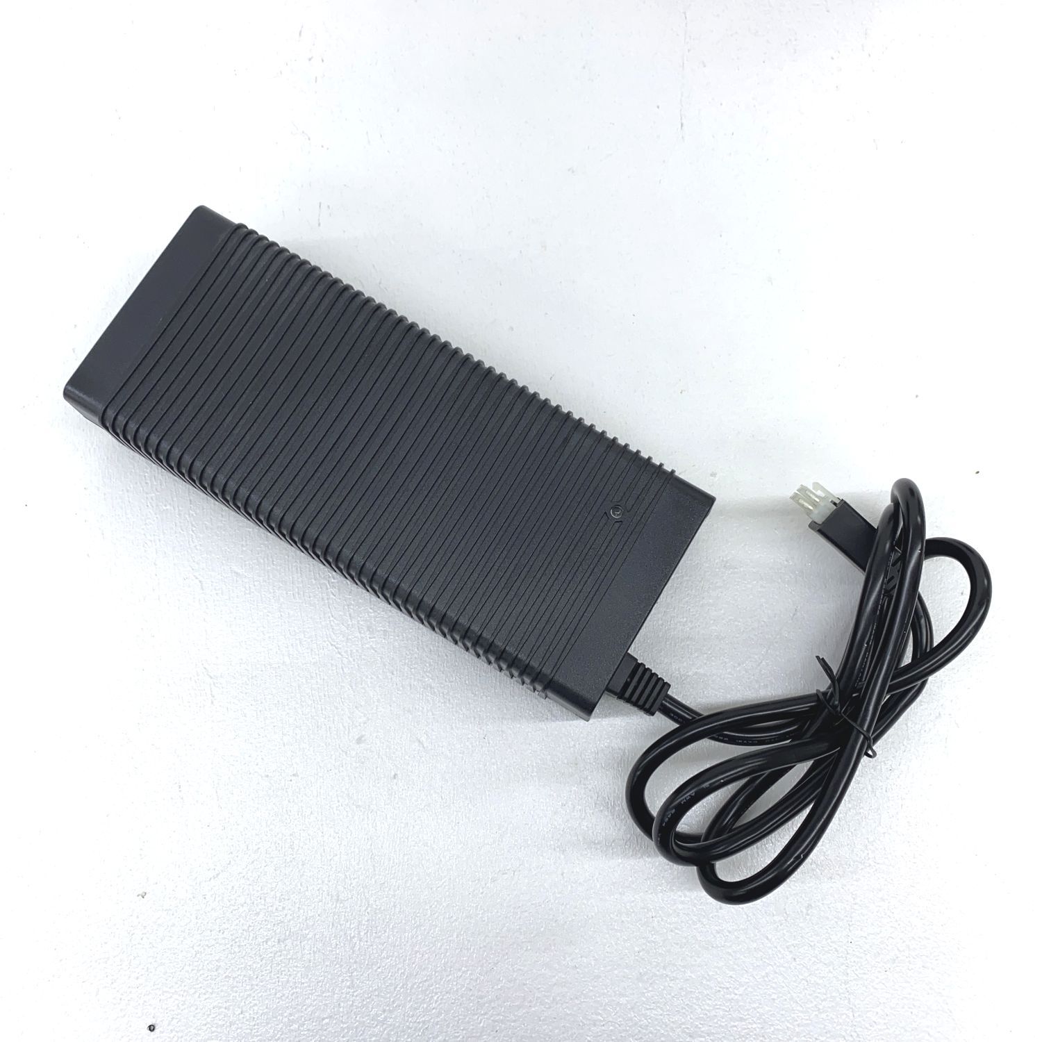 【★加古川物流】【ジャンク品】FANATEC DD2 ホイールベース 【404】 ☆加古川物流】【ジャンク品】FANATEC DD2 ホイールベース 【404