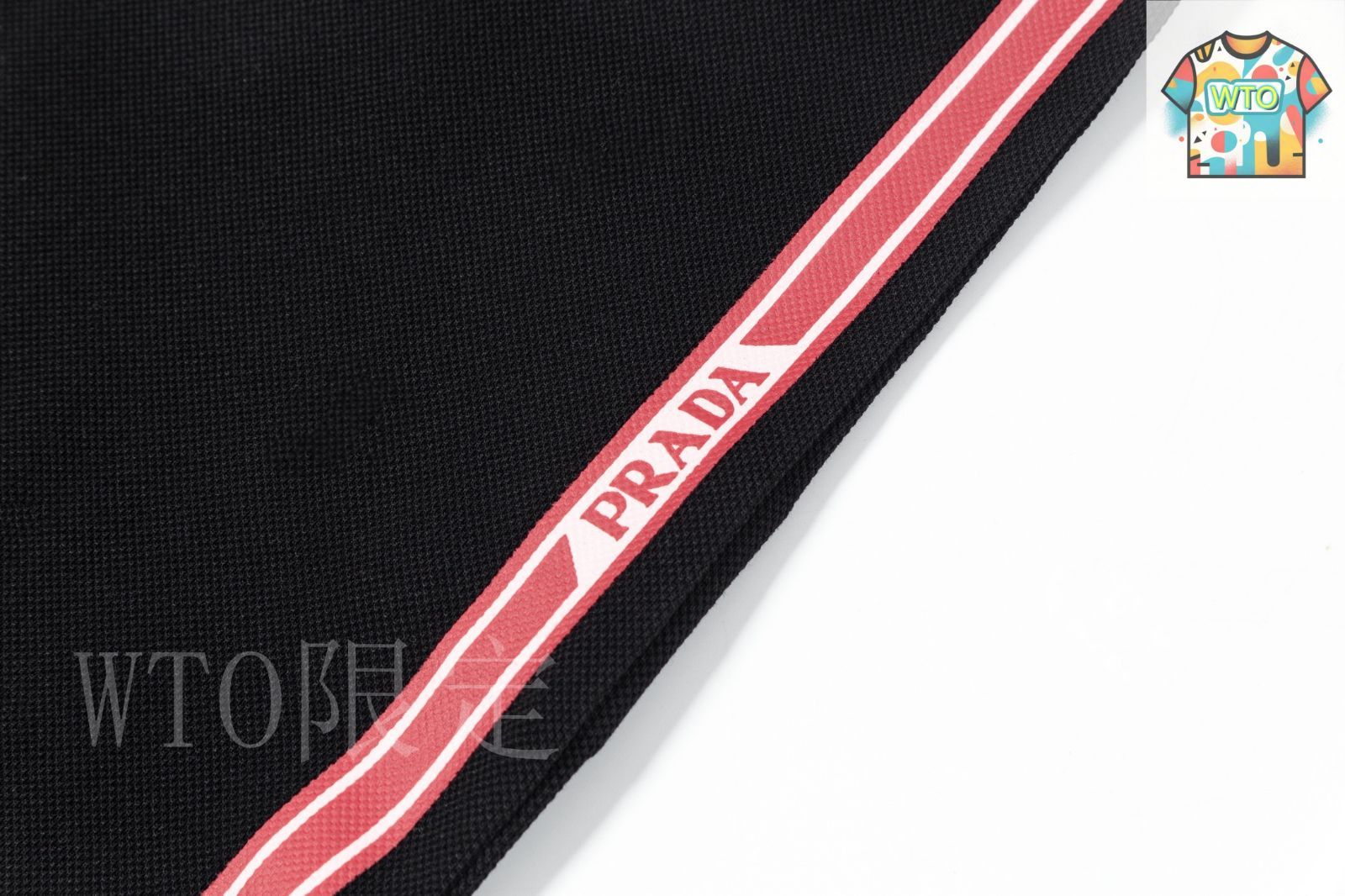 PRADA 赤 ポロシャツ ストライプ 今日特価】PRADA 2025 レッドストライプ ポロシャツ - メルカリ