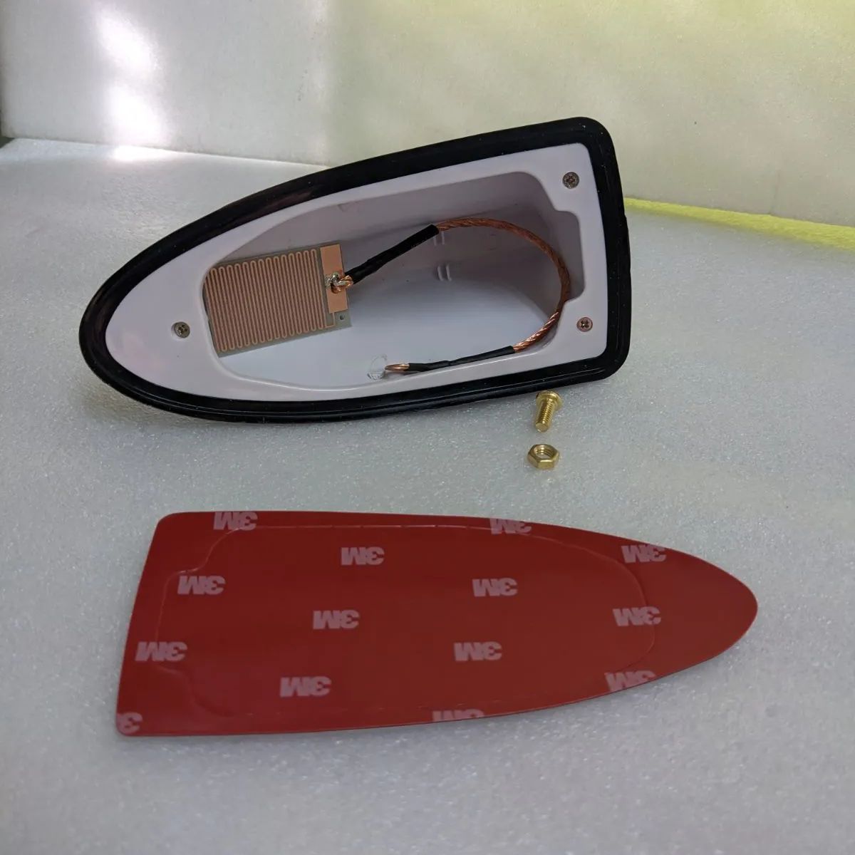 純正色に塗装します/ドルフィンアンテナ/シャークアンテナ/RVR/アウトランザー/SX4/セルボ/エスクード/MRワゴン/バレーノ/シボレーMW 日産車⁄T-1 塗装済 プレミアム シャーク フィン アンテナ⁄ホワイト