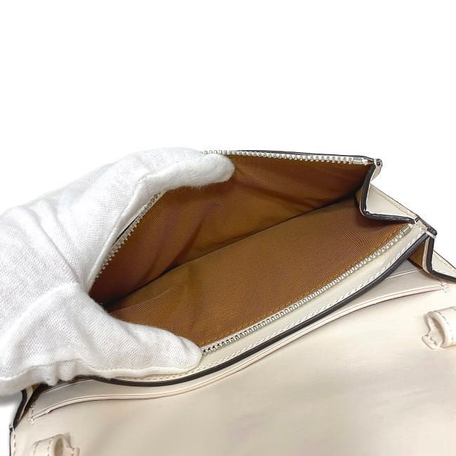 ほぼ新品！COACH ヘイデン フォルドオーバー ショルダーバッグ ベージュ COACH - 新品 コーチ COACH ショルダーバッグ ヘイデン フォルド