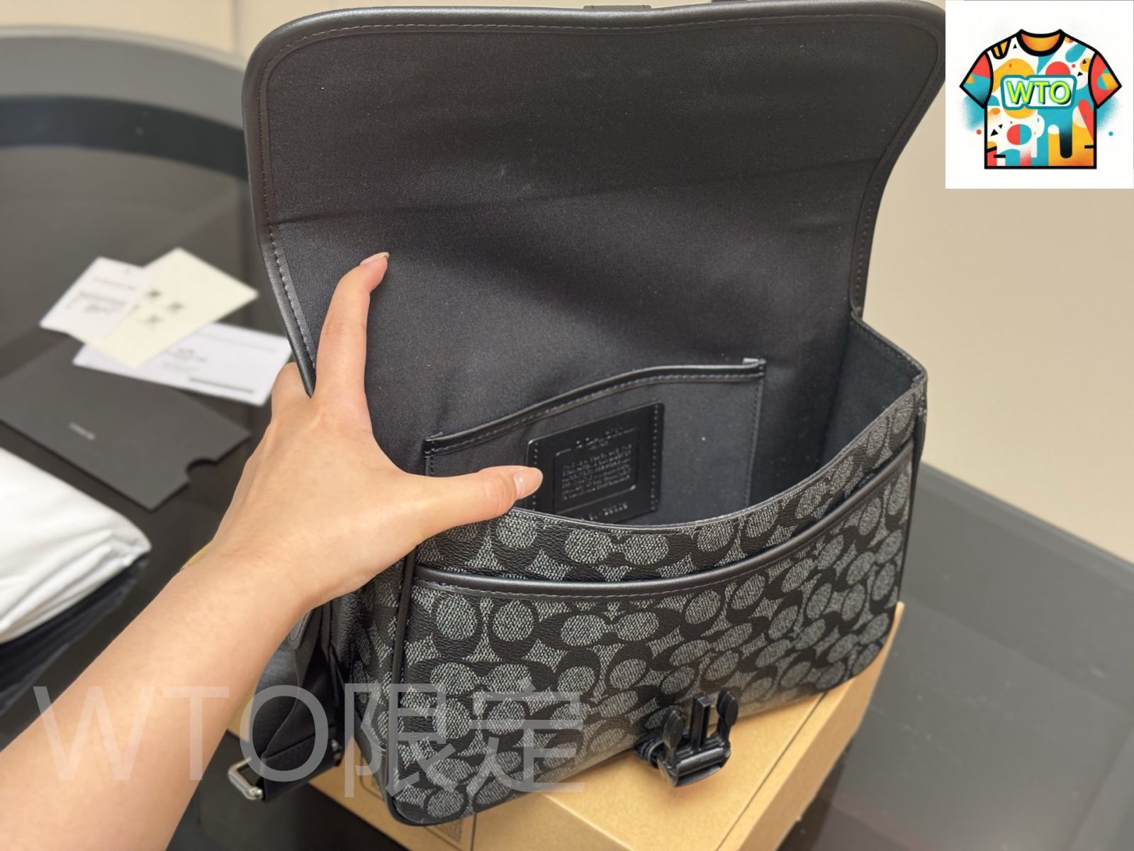 今日WTO】Coach コーチ メンズメッセンジャーバッグ 高品質素材