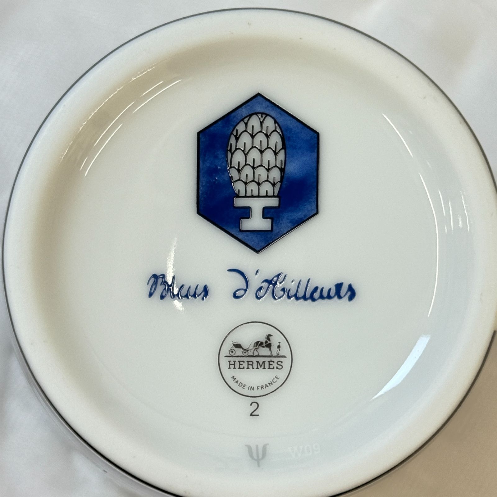 公式オンラインショップ！ 鑑定済み エルメス ブルー ダイユール No2 ブルー ホワイト ブラック ポーセリン マグカップ 年代物の