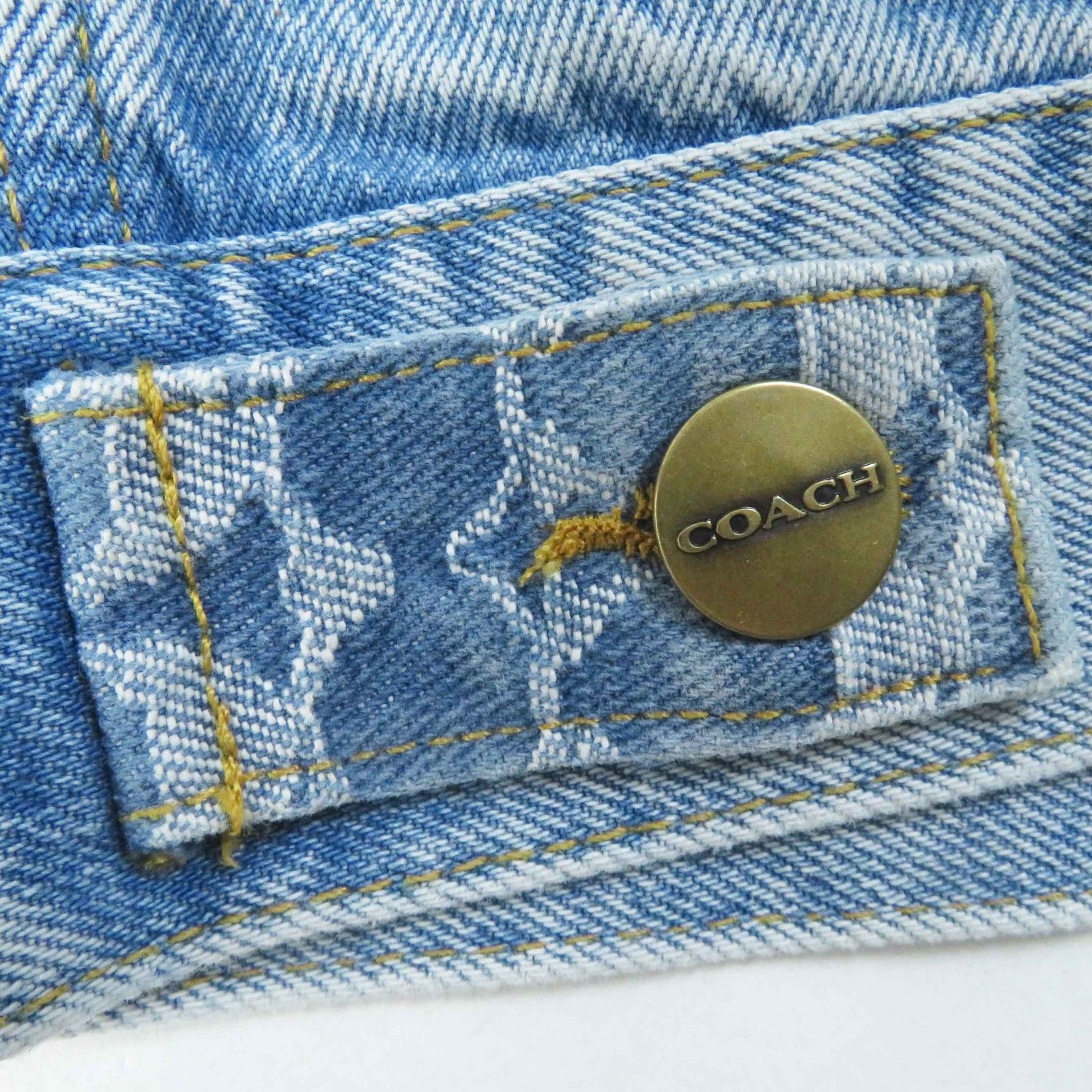 COACH コーチ CS109 コットン デニムジャケット 未使用品◎COACH コーチ CS109 コットン ロゴレザーパッチ付き