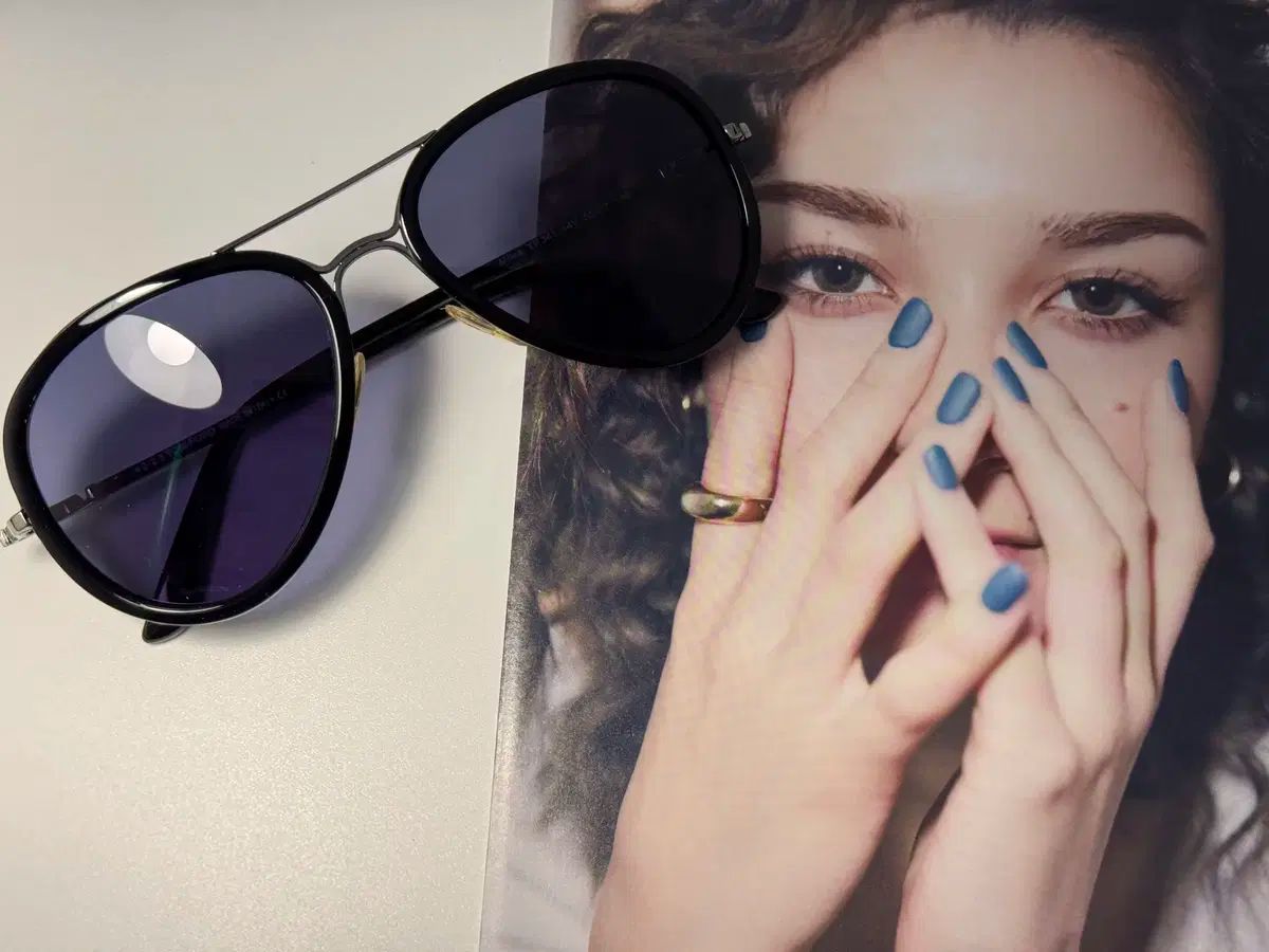 TOM FORD トムフォード TOM FORD イタリア ブランド品 MILES ボーイング サングラス 0086