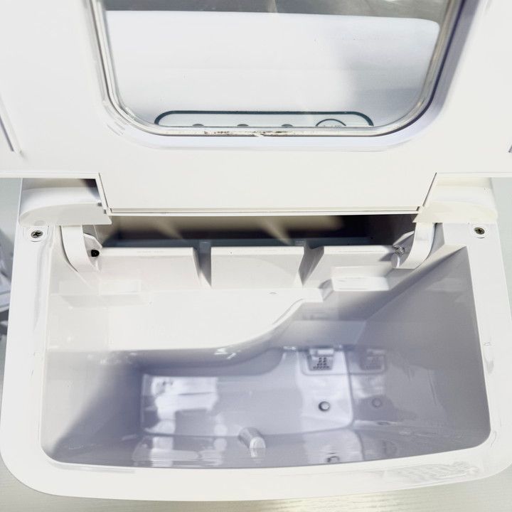 ベルソス 家庭用 コンパクト高速製氷機 (ホワイト) VS-ICE07WH ベルソス 家庭用 コンパクト高速製氷機 (ホワイト) VS-ICE07WH