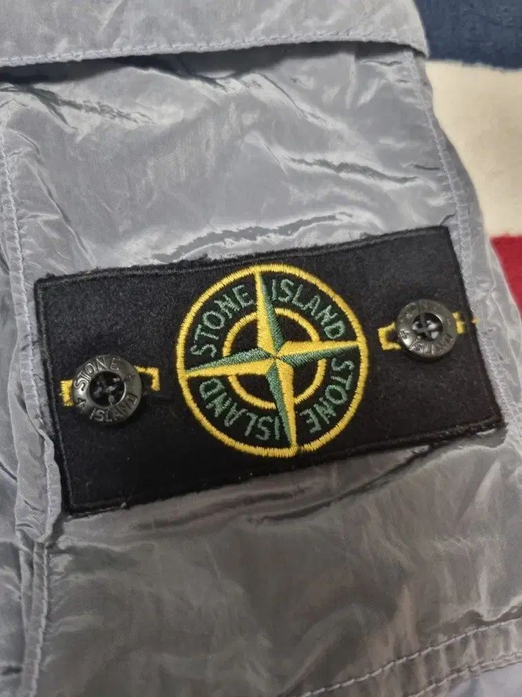 ストーンアイランド グリーン メタル パンツ ストーンアイランド グリーン メタル パンツ 中古・古着通販】STONE