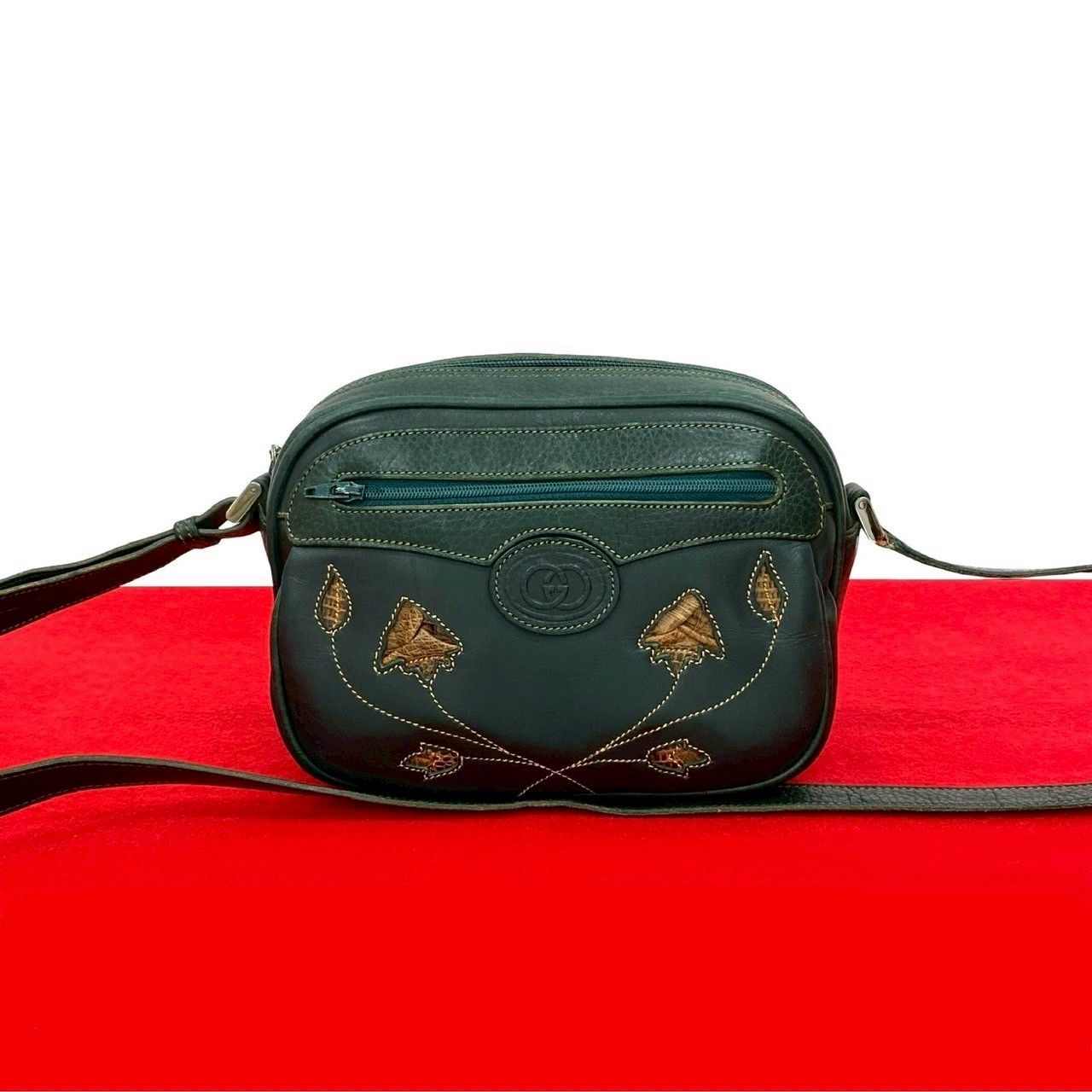 極 美品 オールドグッチ GGロゴ カーフレザー セミ ショルダーバッグ 紺 GUCCI グッチ ロゴ ショルダーバッグ ワンショルダー レザー
