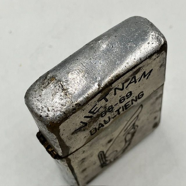 ジッポー ZIPPO ベトナムジッポー 1968年 南ベトナム軍空挺科章 使え