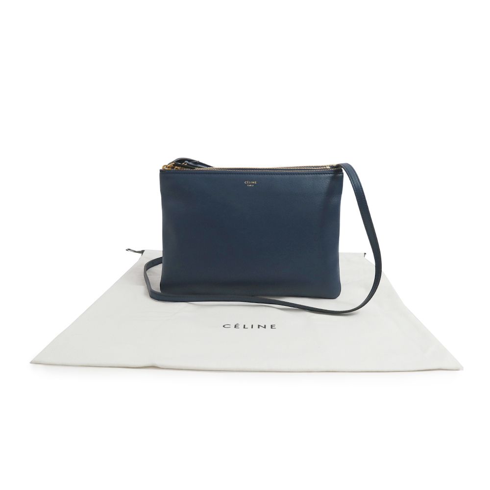 【美品】セリーヌ ショルダーバッグ トリオ ラージ 黒 ゴールド金具 レザー CELINE(セリーヌ) / ショルダーバッグ/レザー/BLK/トリオラージ