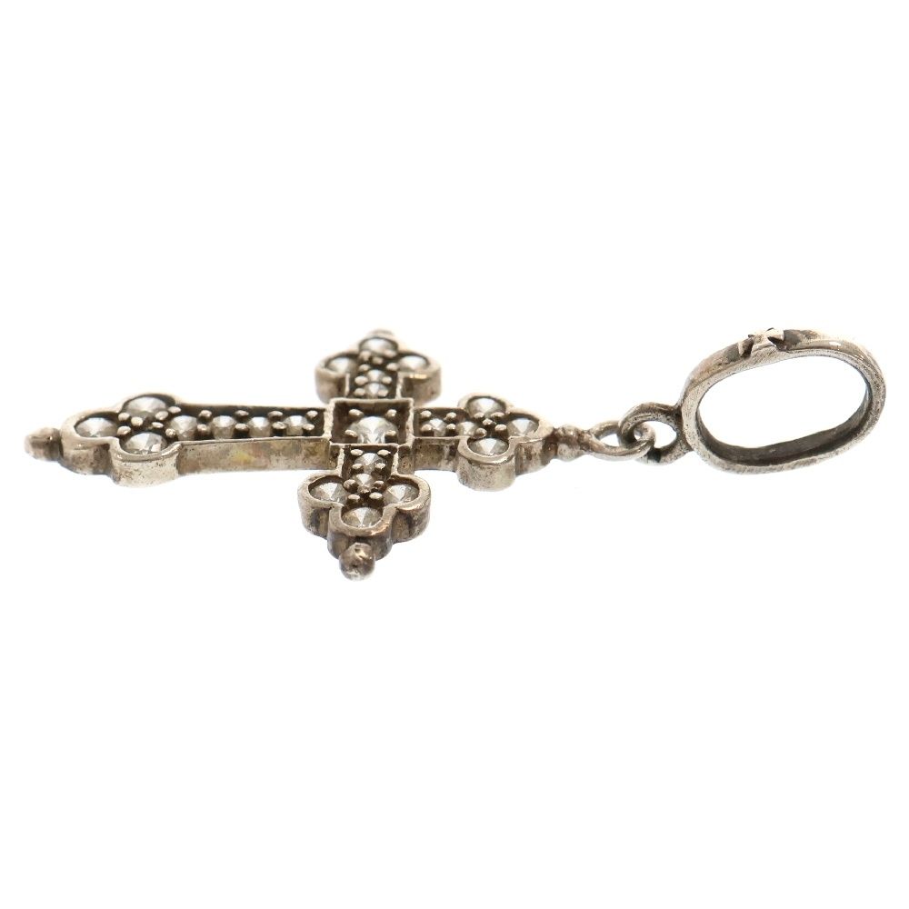 Loree Rodkin (ローリーロドキン) Medium Gothic Cross Pendant