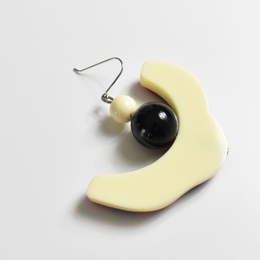 MARNI フックピアス マルニ ピアス レディース 大きめ レッド ブラック ホワイト ストーン