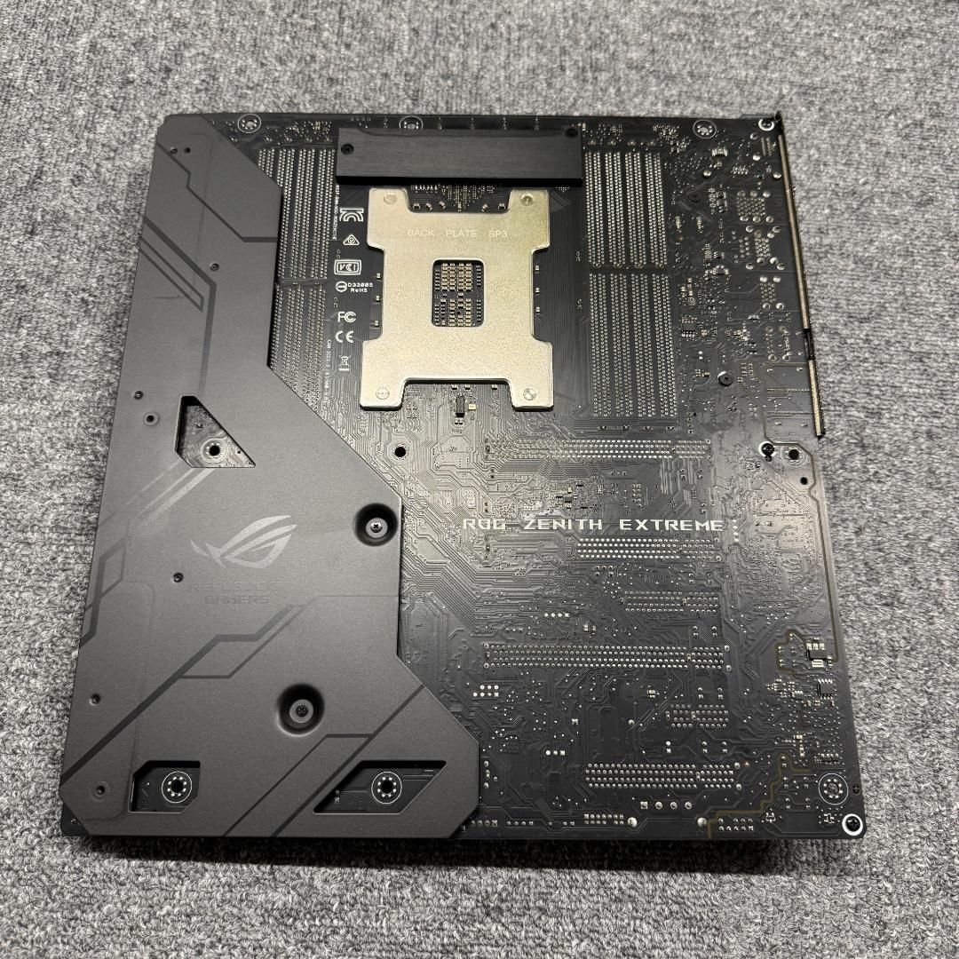 AMD Threadripper 2990WX+ROG Zenith Extreme 動作確認済 - メルカリ AMD Threadripper 2990WX+ROG Zenith Extreme 動作確認済 - メルカリ